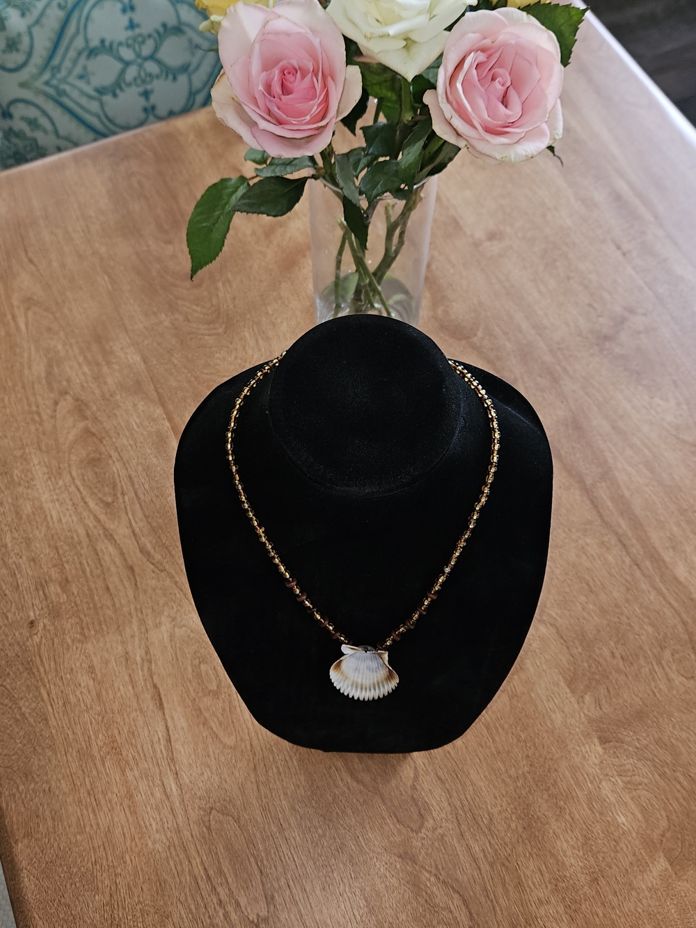 Handmade 100% Real Shell Pendant Necklace in Earthtones - Picture 3 of 7